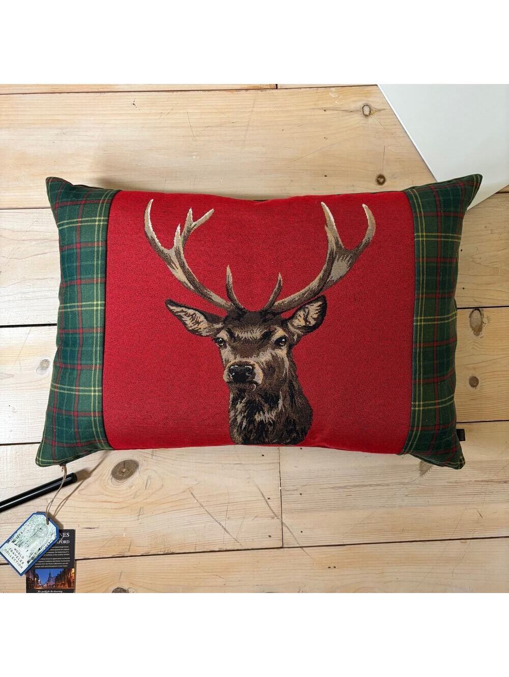 Hines of Oxford NWT Stag Red Buck Tapestry Velvet Feather Pillow Red Green